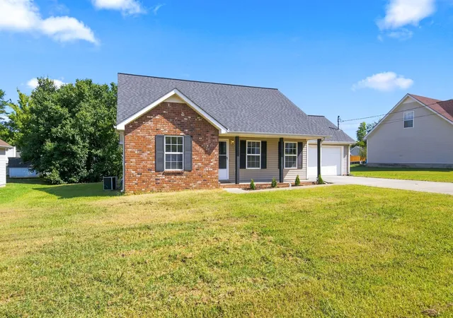 Photo 3 of Single family home for sale at 2223 Rosecran Cir, La Vergne, TN 37086 | MLS# 3531380 | Listing updated on 2026-09-02