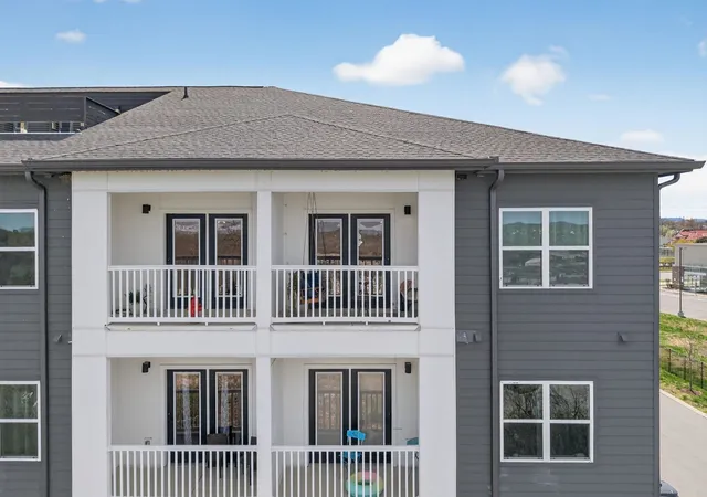 Photo 4 of Condo for sale at 1540 Lebanon Pike #409, Nashville, TN 37210 | MLS# 3531812 | Listing updated on 2026-10-01