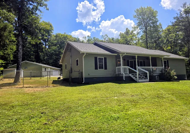Photo 3 of Single family home for sale at 159 Hiwassee Dr, Decatur, TN 37322 | MLS# 3530816 | Listing updated on 2026-09-05
