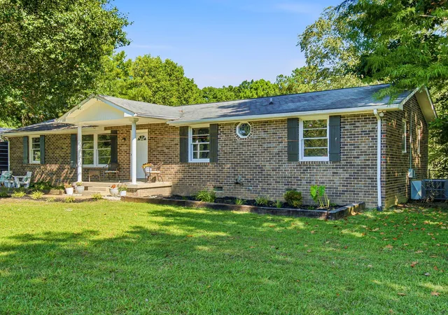 Single family home for sale at 739 Scoutview Rd, Ashland City, TN 37015 | MLS# 3530864