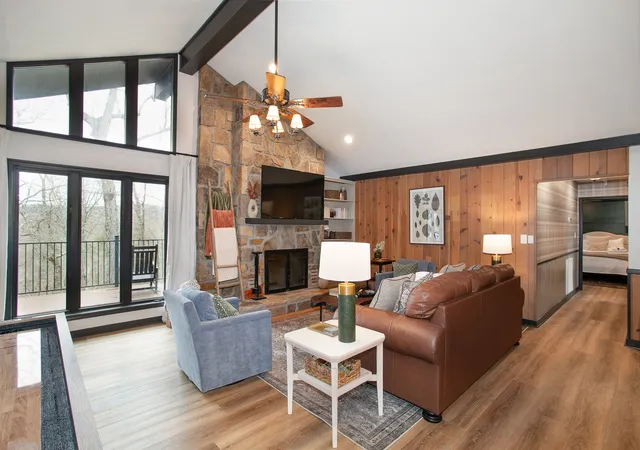Photo 3 of Single family home for sale at 428 Moody Dr, Gatlinburg, TN 37738 | MLS# 3530839 | Listing updated on 2026-09-04