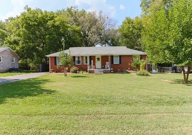 Photo 3 of Single family home for sale at 6641 Forrest Ln, Murfreesboro, TN 37129 | MLS# 3541328 | Listing updated on 2026-09-08