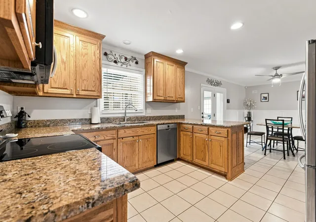 Photo 3 of Single family home for sale at 1408 Old Estill Springs Rd, Tullahoma, TN 37388 | MLS# 3530881 | Listing updated on 2026-09-12