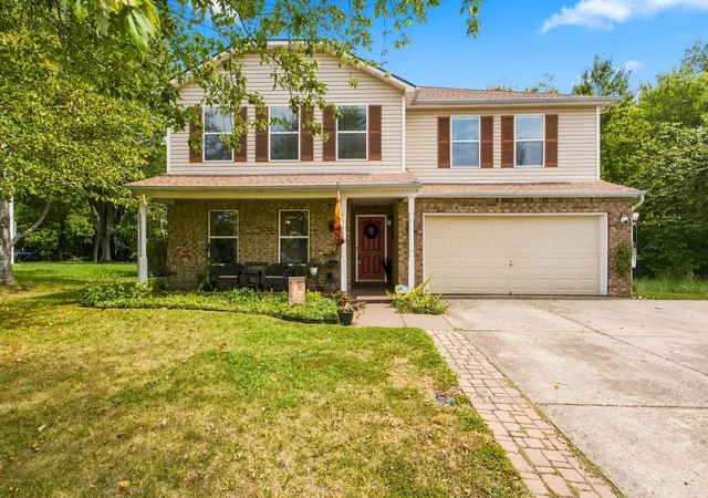Photo 1 of Single family home for sale at 2769 Sutherland Dr, Thompsons Station, TN 37179 | MLS# 3531653 | Listing updated on 2026-09-22