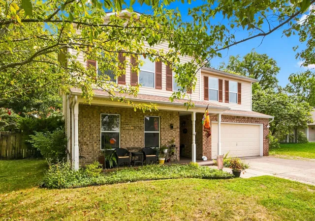 Photo 2 of Single family home for sale at 2769 Sutherland Dr, Thompsons Station, TN 37179 | MLS# 3531653 | Listing updated on 2026-09-22
