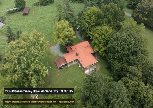 Photo 2 of Single family home for sale at 1139 Pleasant Valley Rd, Chapmansboro, TN 37035 | MLS# 3541142 | Listing updated on 2026-09-04