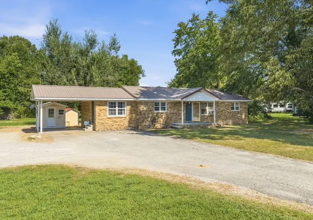 Photo 1 of Single family home for sale at 68 Brooksie Thompson Rd, Decaturville, TN 38329 | MLS# 3531516 | Listing updated on 2026-09-02