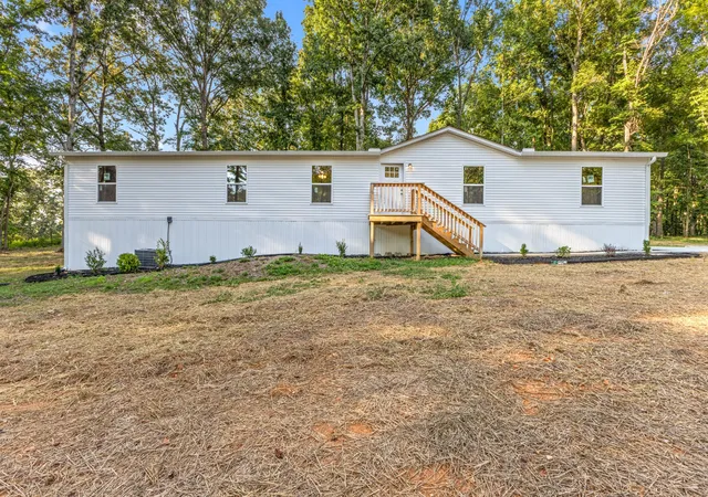 Photo 1 of Manufactured home for sale at 2904 Gause Rd, Pleasant View, TN 37146 | MLS# 3530912 | Listing updated on 2026-09-17