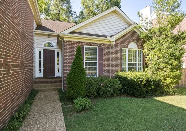 Photo 1 of Single family home for sale at 541 Wheatfield Way, Nashville, TN 37209 | MLS# 3541299 | Listing updated on 2026-09-19
