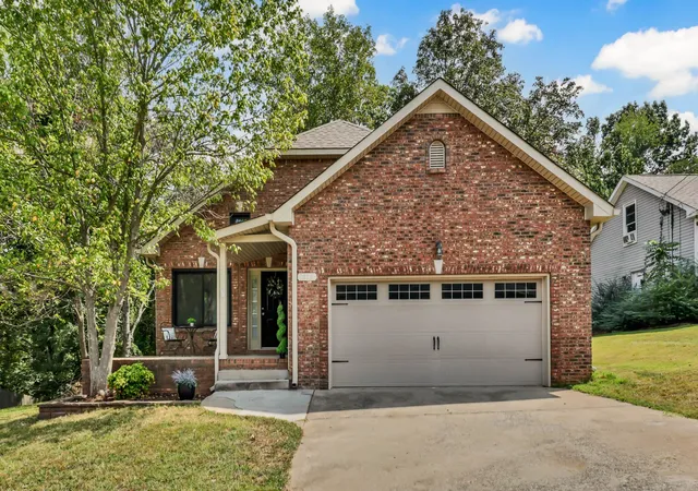 Photo 2 of Single family home for sale at 273 Shiloh Rd, Clarksville, TN 37042 | MLS# 3541283 | Listing updated on 2026-09-06