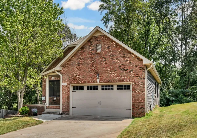 Photo 3 of Single family home for sale at 273 Shiloh Rd, Clarksville, TN 37042 | MLS# 3541283 | Listing updated on 2026-09-06