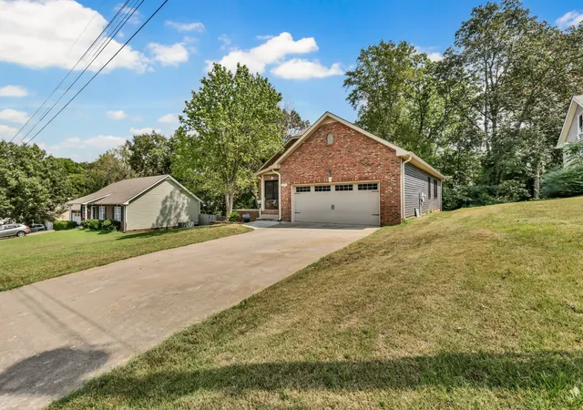 Photo 3 of Single family home for sale at 273 Shiloh Rd, Clarksville, TN 37042 | MLS# 3541283 | Listing updated on 2026-09-06