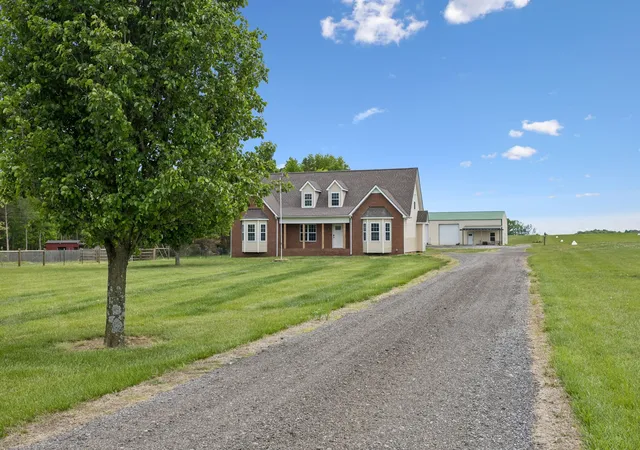 Photo 2 of Single family home for sale at 1985 Egypt Rd, Chapel Hill, TN 37034 | MLS# 3542379 | Listing updated on 2026-09-06