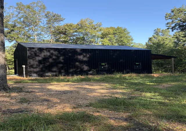 Photo 3 of Single family home for sale at 2671 Brodies Landing Rd, Parsons, TN 38363 | MLS# 3531217 | Listing updated on 2026-09-02