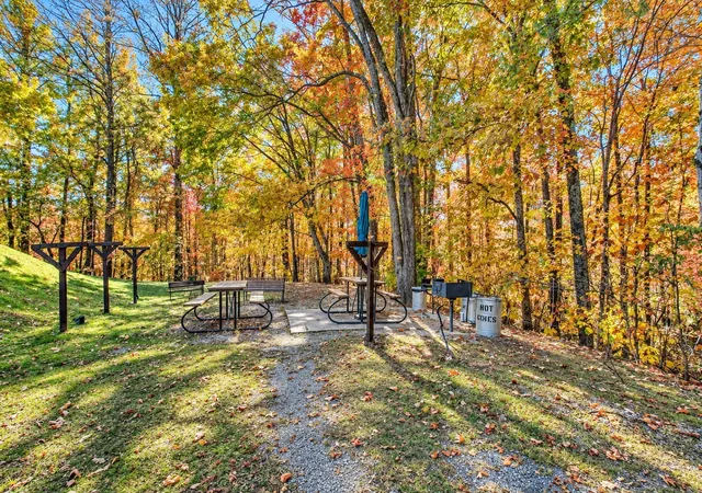 Photo 3 of Condo for sale at 1081 Cove Rd #834, Sevierville, TN 37876 | MLS# 3530979 | Listing updated on 2026-10-09