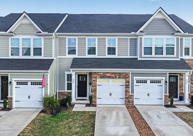 Photo 1 of Townhouse for sale at 228 Pryor Dr, Gallatin, TN 37066 | MLS# 3531025 | Listing updated on 2026-09-17