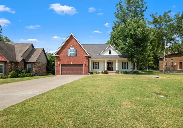 Photo 2 of Single family home for sale at 720 Twin View Dr, Murfreesboro, TN 37128 | MLS# 3545455 | Listing updated on 2026-09-24