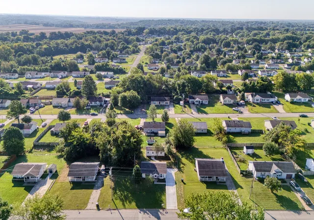 Photo 26 of Single family home for sale at 1033 Bush Ave, Oak Grove, KY 42262 | MLS# 3531017 | Listing updated on 2026-09-02