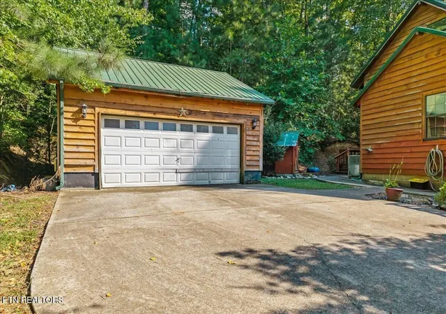 Photo 3 of Sale Pending at 127 County Rd 7, Calhoun, TN 37309 | MLS# 3531008 | Listing updated on 2026-09-20