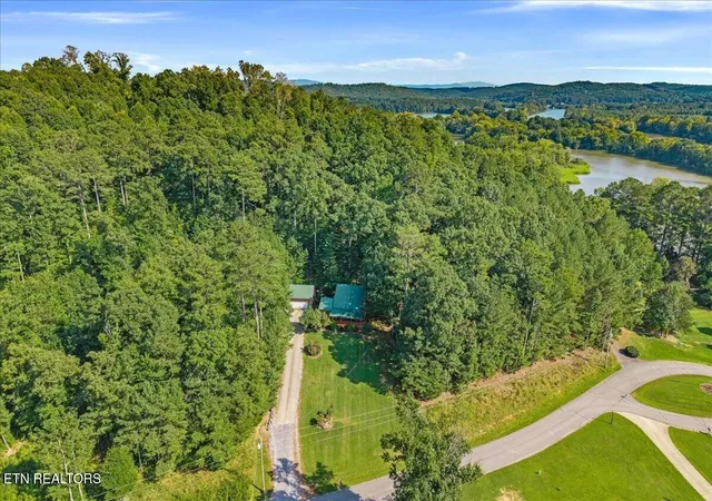 Photo 3 of Sale Pending at 127 County Rd 7, Calhoun, TN 37309 | MLS# 3531008 | Listing updated on 2026-09-20
