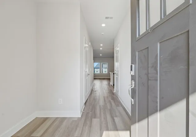 Photo 2 of Townhouse for sale at 2203 Kulshan Ct, Lebanon, TN 37087 | MLS# 3541575 | Listing updated on 2026-09-04