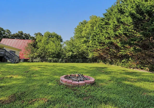 Photo 3 of Single family home for sale at 408 Fairview Dr SE, Cleveland, TN 37323 | MLS# 3541210 | Listing updated on 2026-09-21