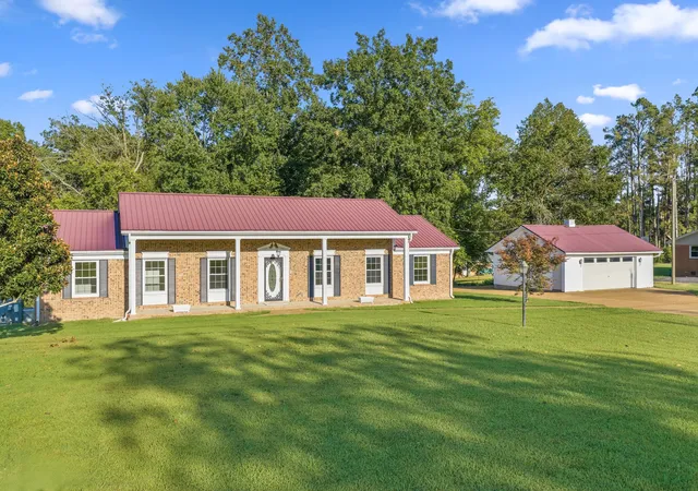 Photo 1 of Single family home for sale at 691 E Poplar Dr, Decaturville, TN 38329 | MLS# 3531267 | Listing updated on 2026-09-02