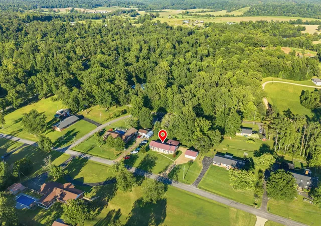 Photo 2 of Single family home for sale at 691 E Poplar Dr, Decaturville, TN 38329 | MLS# 3531267 | Listing updated on 2026-09-02