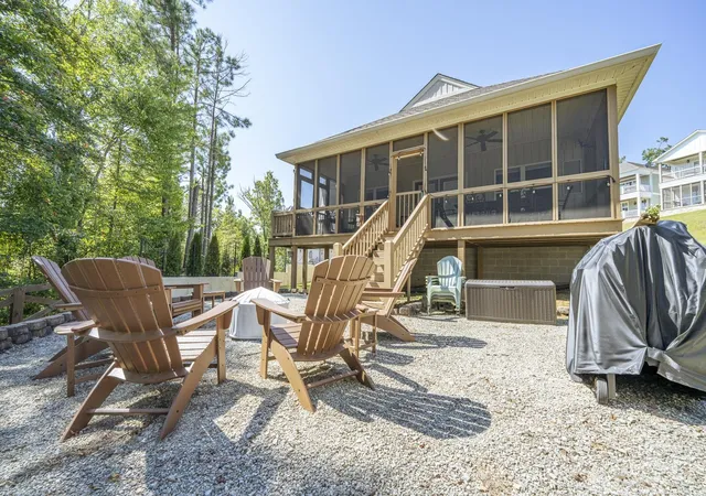 Photo 3 of Single family home for sale at 27 Harbor Dr, Iuka, MS 38852 | MLS# 3531067 | Listing updated on 2026-09-02