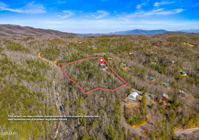 Photo 4 of Single family home for sale at 4320 Firefly View Way, Gatlinburg, TN 37738 | MLS# 3531088 | Listing updated on 2026-09-30