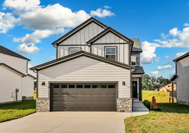 Photo 2 of Single family home for sale at 2808 Brewster Dr, Clarksville, TN 37042 | MLS# 3531091 | Listing updated on 2026-09-02