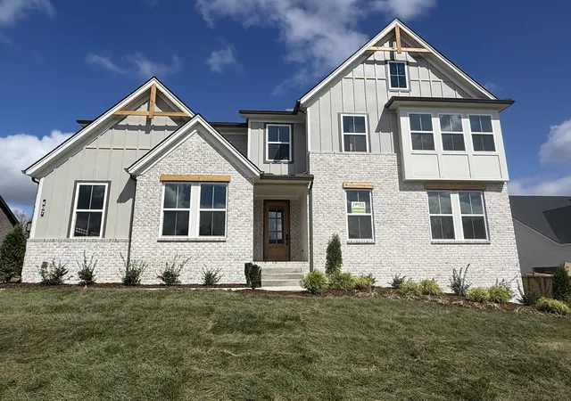 Single family home for sale at 107 Cedarstone Dr, Mount Juliet, TN 37122 | MLS# 3531102