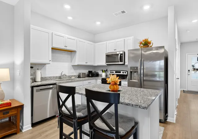 Photo 3 of Townhouse for sale at 172 Cecil Rd, Lebanon, TN 37087 | MLS# 3594650 | Listing updated on 2026-09-19