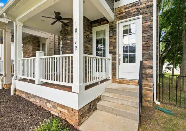 Photo 2 of Townhouse for sale at 1814b Elliott Ave, Nashville, TN 37203 | MLS# 3541508 | Listing updated on 2026-09-04