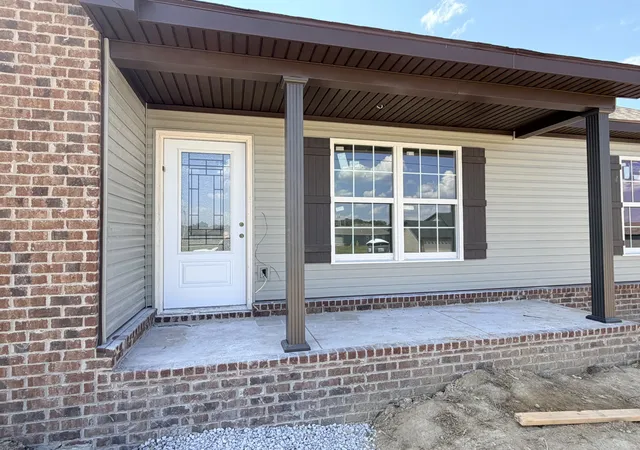 Photo 2 of Single family home for sale at 337 Ridge St, Manchester, TN 37355 | MLS# 3531326 | Listing updated on 2026-09-06