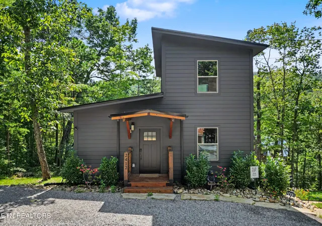 Photo 1 of Single family home for sale at 2412 Ridgehigh Pass, Sevierville, TN 37876 | MLS# 3544598 | Listing updated on 2026-10-11