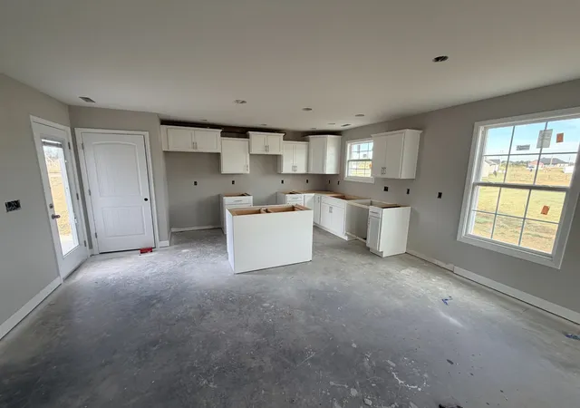 Photo 4 of Single family home for sale at 126 Hilltop St, Manchester, TN 37355 | MLS# 3531329 | Listing updated on 2026-09-30