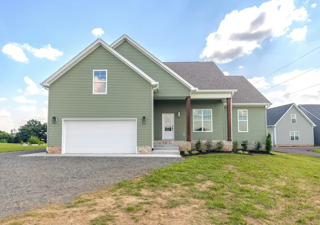 Photo 1 of Single family home for sale at 8637 Highway 52, Portland, TN 37148 | MLS# 3531186 | Listing updated on 2026-09-27