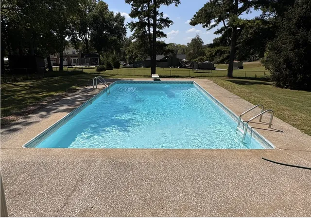 Photo 3 of Single family home for sale at 215 River Dr, Mount Juliet, TN 37122 | MLS# 3541047 | Listing updated on 2026-09-04