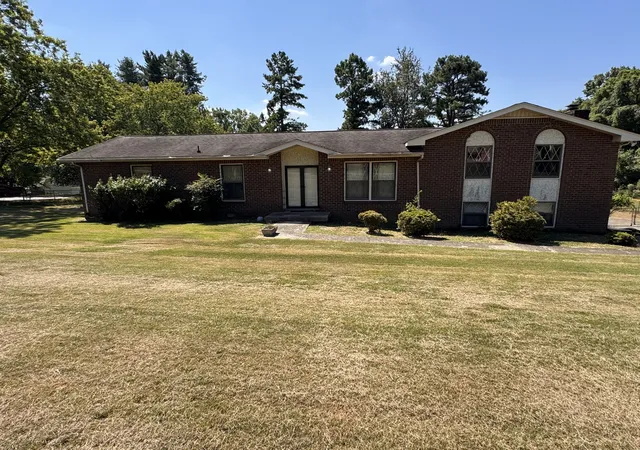 Photo 6 of Single family home for sale at 215 River Dr, Mount Juliet, TN 37122 | MLS# 3541047 | Listing updated on 2026-09-04