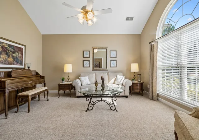 Photo 4 of Single family home for sale at 6 Donnell Ct, Lebanon, TN 37087 | MLS# 3545716 | Listing updated on 2026-09-14