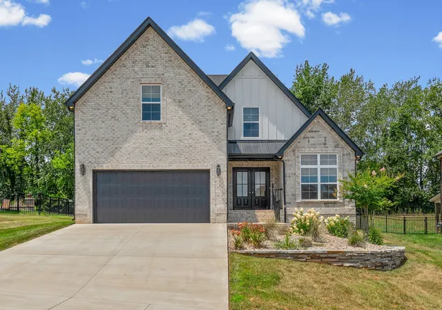 Photo 1 of Single family home for sale at 365 Frontier Dr, Clarksville, TN 37043 | MLS# 3541363 | Listing updated on 2026-10-08