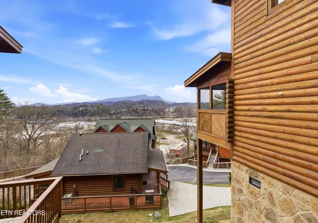 Photo 3 of Condo for sale at 423 Big Bear Way, Pigeon Forge, TN 37863 | MLS# 3536016 | Listing updated on 2026-10-09