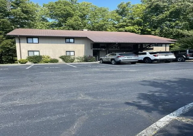 Photo 1 of Sale Pending at 221 Woodland Rd #205, Gatlinburg, TN 37738 | MLS# 3591858 | Listing updated on 2026-09-16