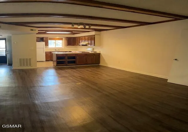Photo 3 of Sale Pending at 221 Woodland Rd #205, Gatlinburg, TN 37738 | MLS# 3591858 | Listing updated on 2026-09-16