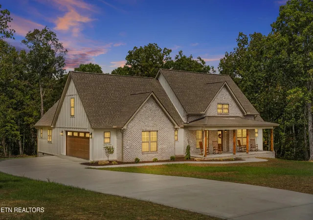 Photo 2 of Single family home for sale at 309 Katherine Dr, Crossville, TN 38555 | MLS# 3531237 | Listing updated on 2026-09-13