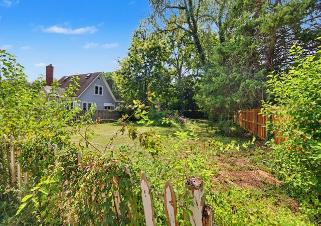 Photo 4 of Land for sale at 1004 E Vine St, Murfreesboro, TN 37130 | MLS# 3541929 | Listing updated on 2026-09-06