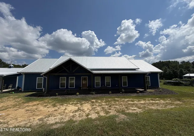 Photo 3 of Single family home for sale at 5146 Griffith Rd, Pikeville, TN 37367 | MLS# 3531286 | Listing updated on 2026-09-03