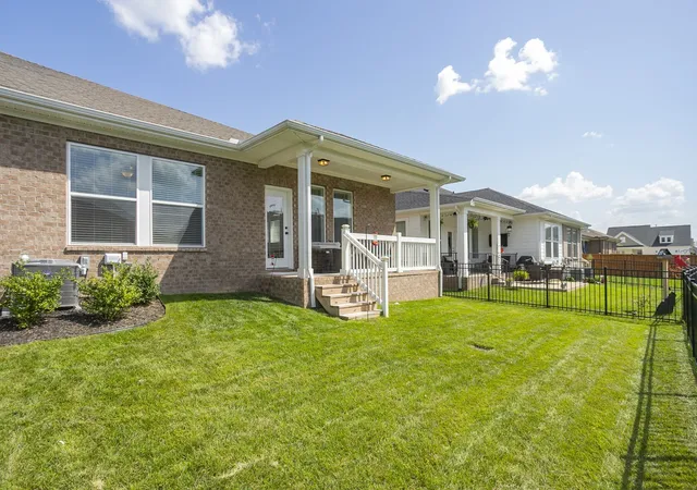 Photo 4 of Single family home for sale at 109 Saddlewood Ln, Hendersonville, TN 37075 | MLS# 3541024 | Listing updated on 2026-09-03