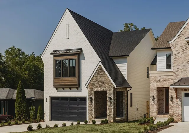 Photo 1 of Single family home for sale at 934 Crescent Hl Rd, Nashville, TN 37206 | MLS# 3546021 | Listing updated on 2026-10-23